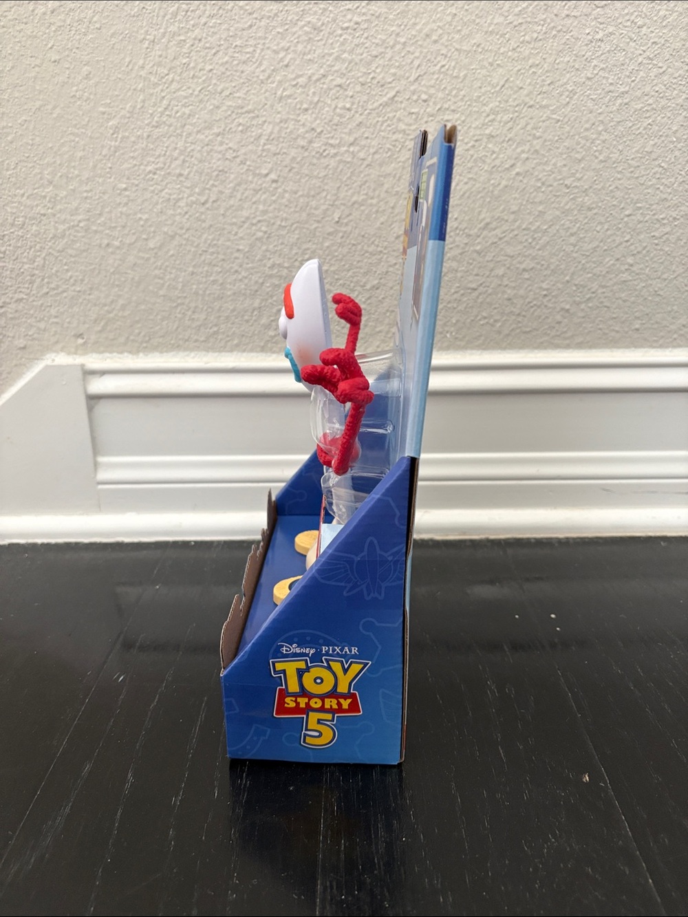 Disney and Pixar Toy Story 5 - InteractAbles Forky - Picture 5 of 11